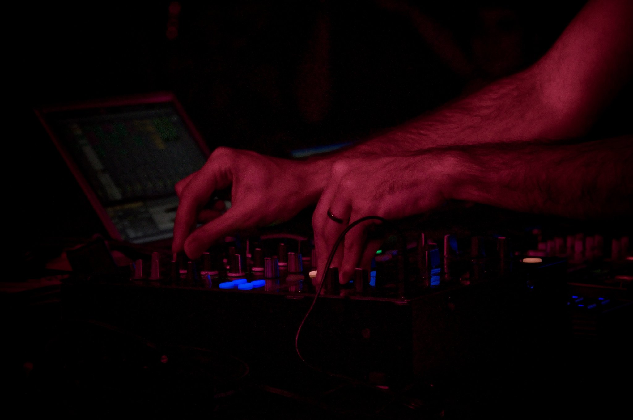 Four Tet - photo 2