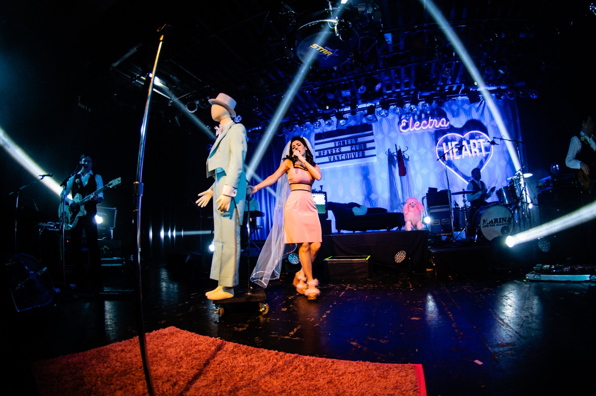 Marina & The Diamonds - photo 16