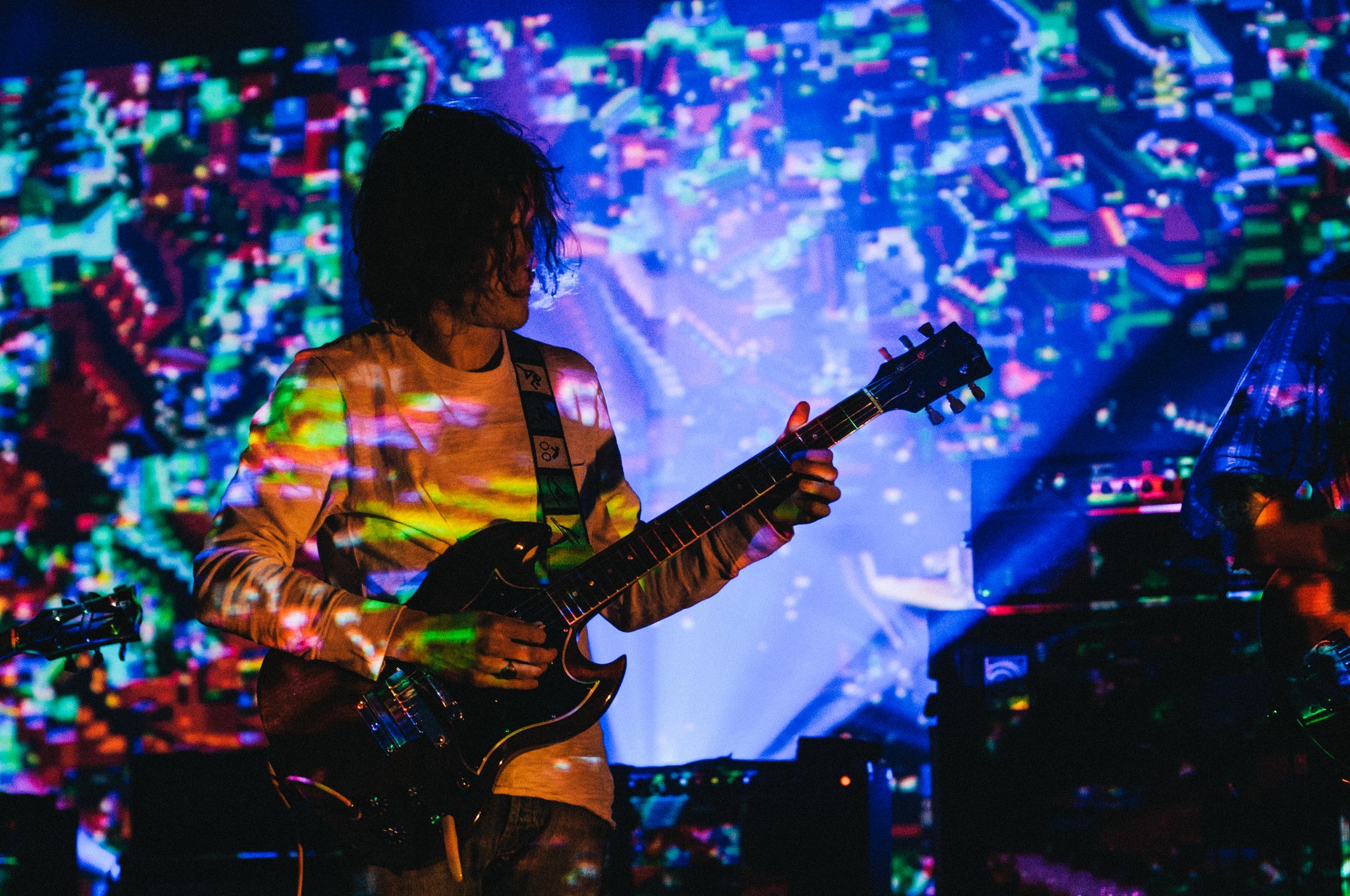 MGMT - photo 24