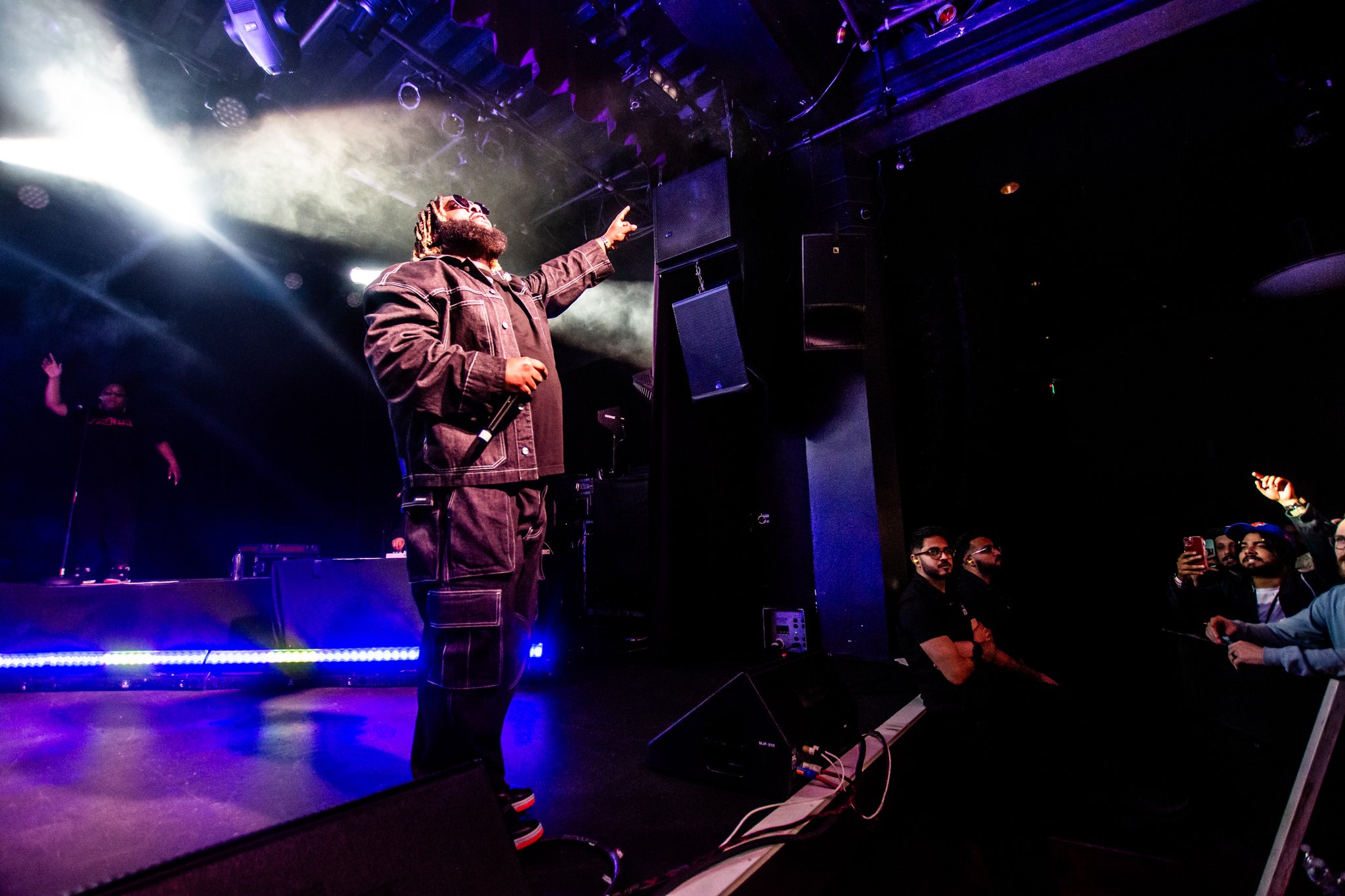 Bas - photo 13