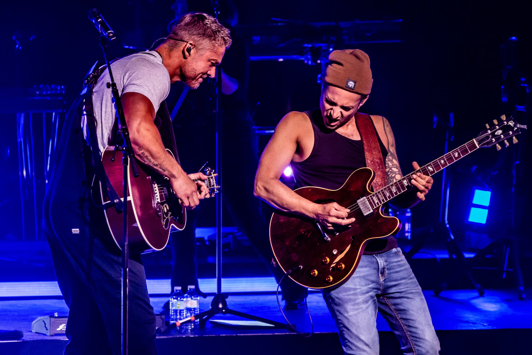 Brett Young - photo 5