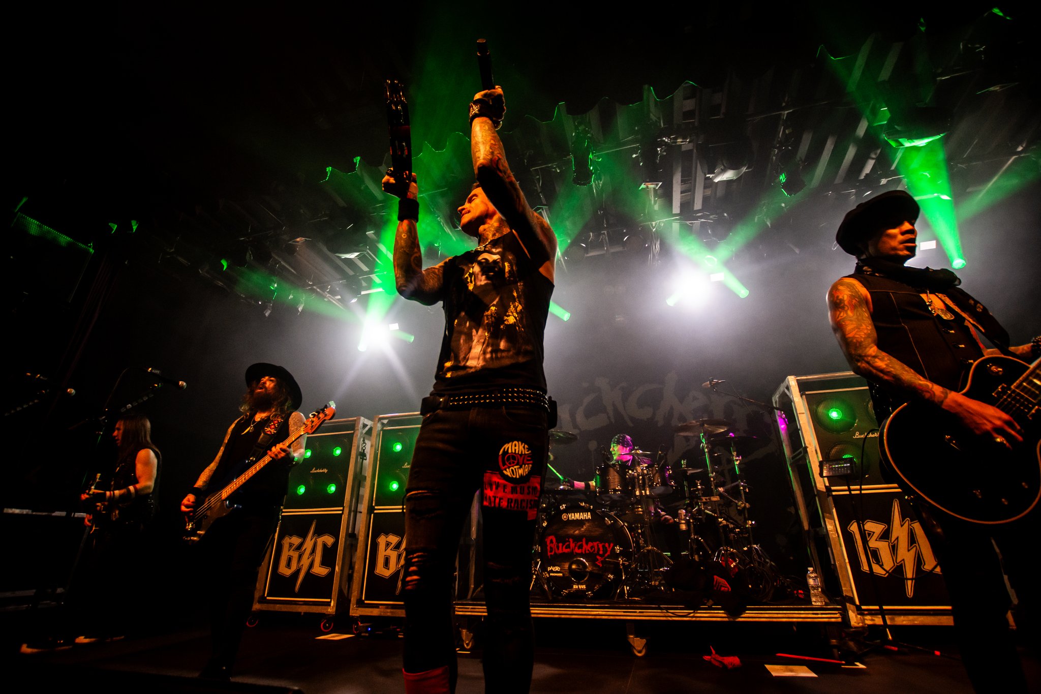 Buckcherry - photo 13