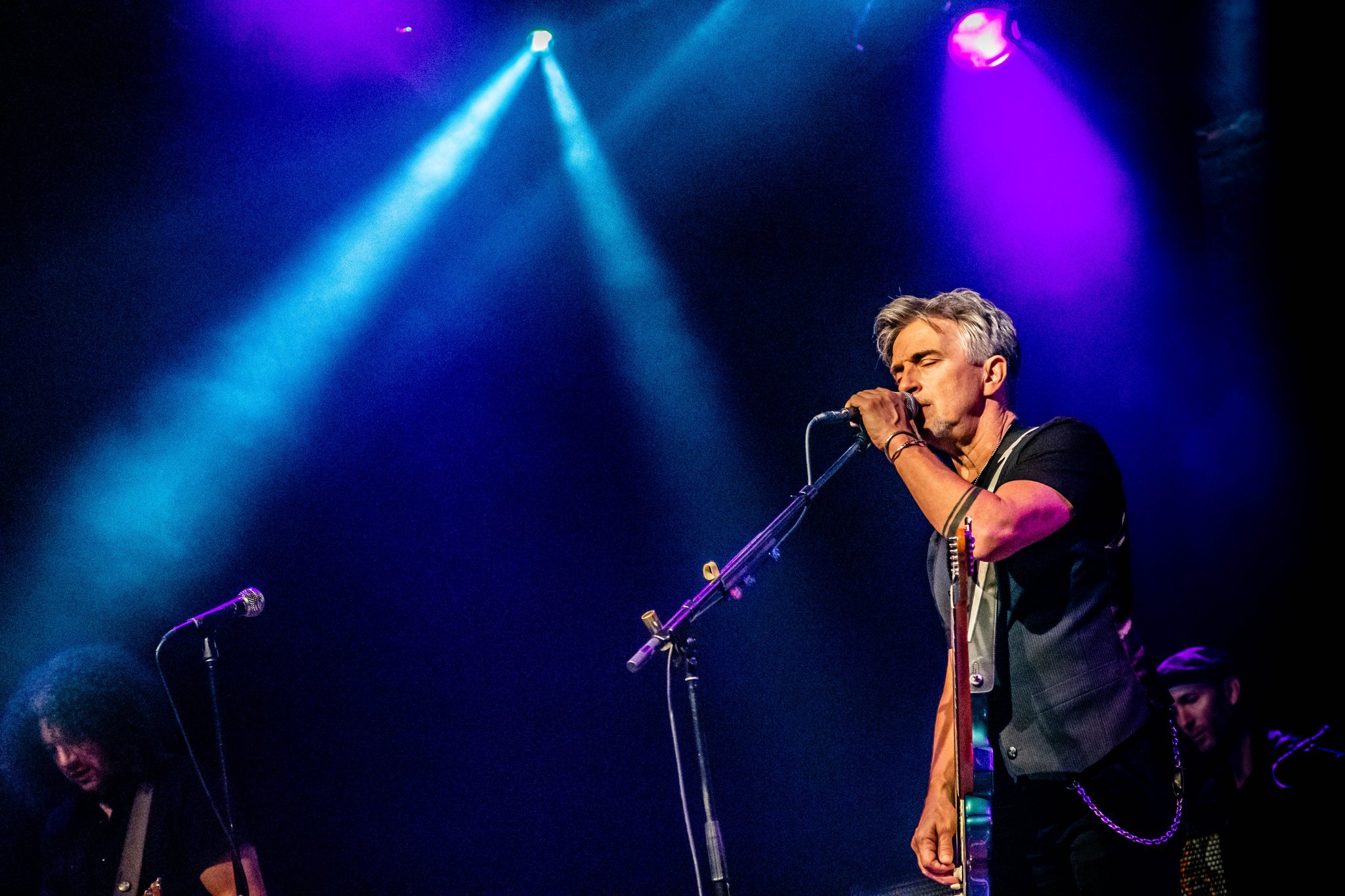Colin James - photo 3