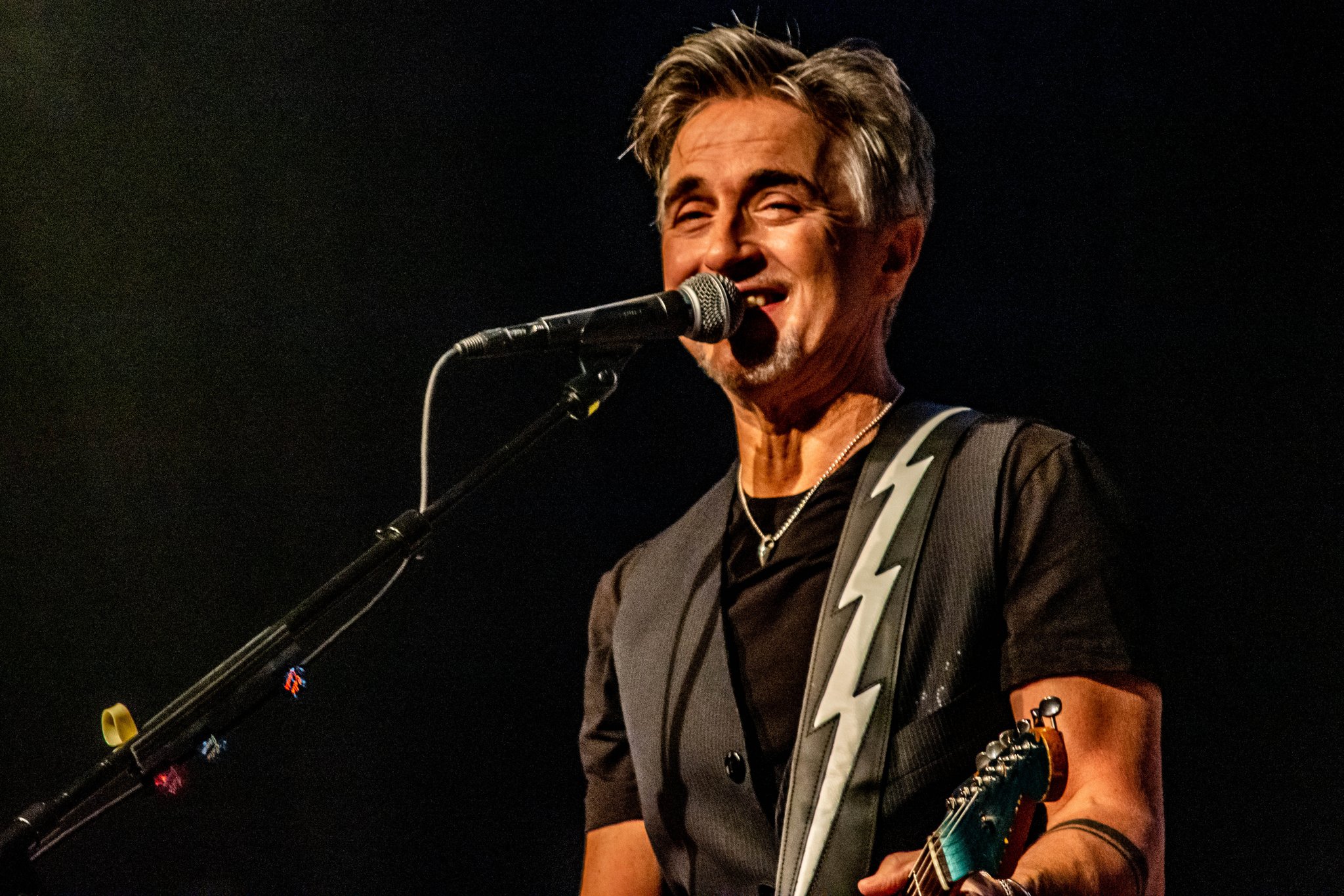 Colin James - photo 13