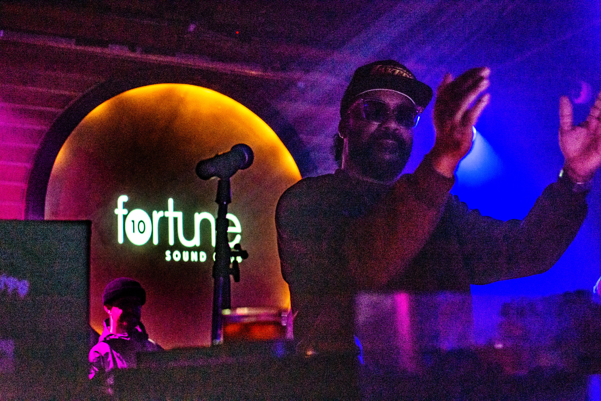 Dâm-Funk - photo 4