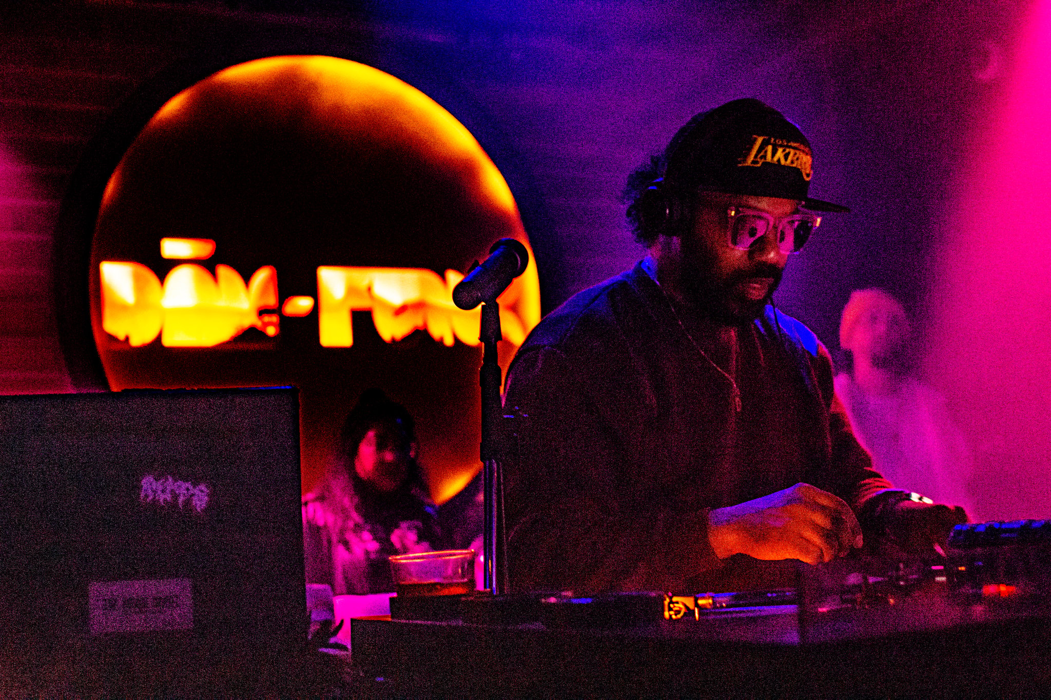 Dâm-Funk - photo 17