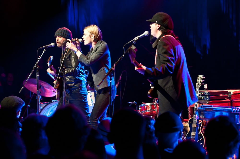 Daniel Lanois' Black Dub - photo 15