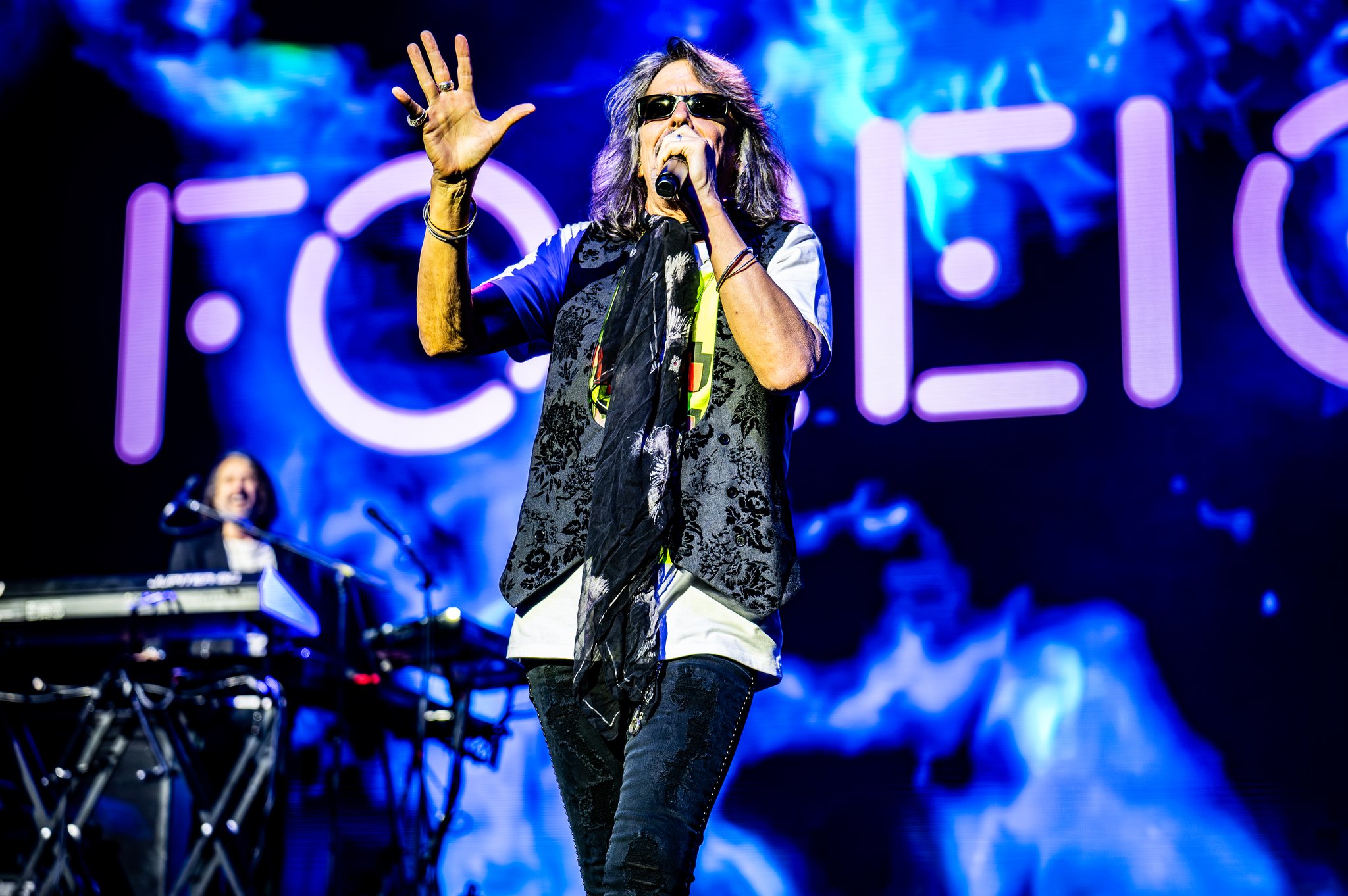 Foreigner - photo 14