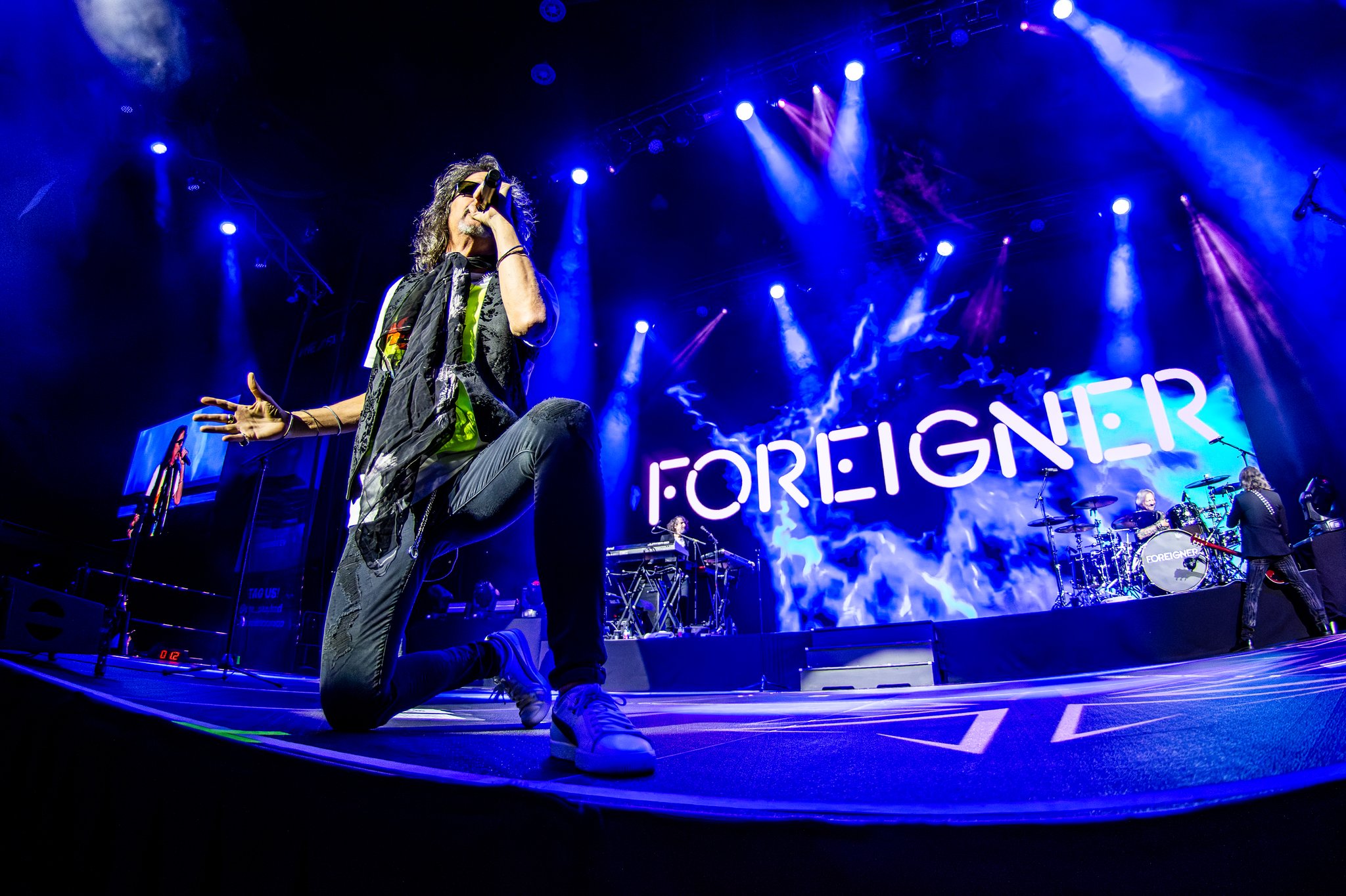 Foreigner - photo 16