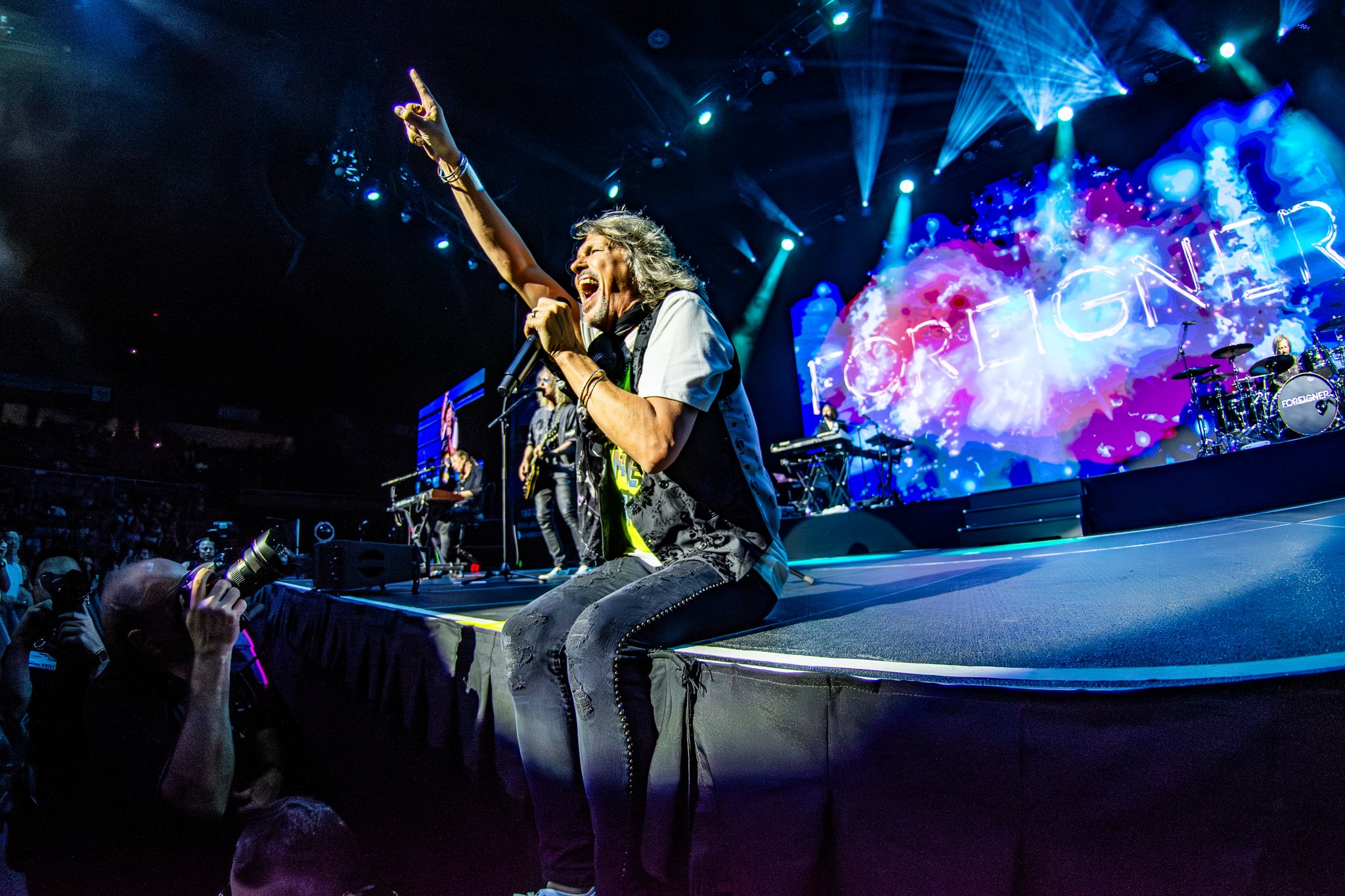 Foreigner - photo 24