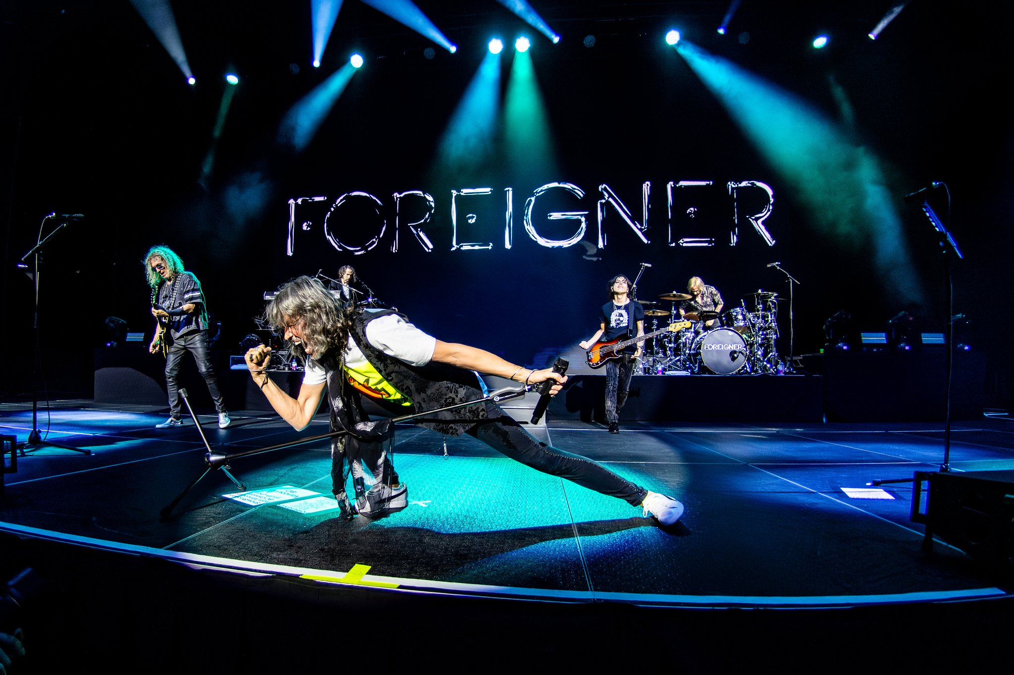 Foreigner - photo 30