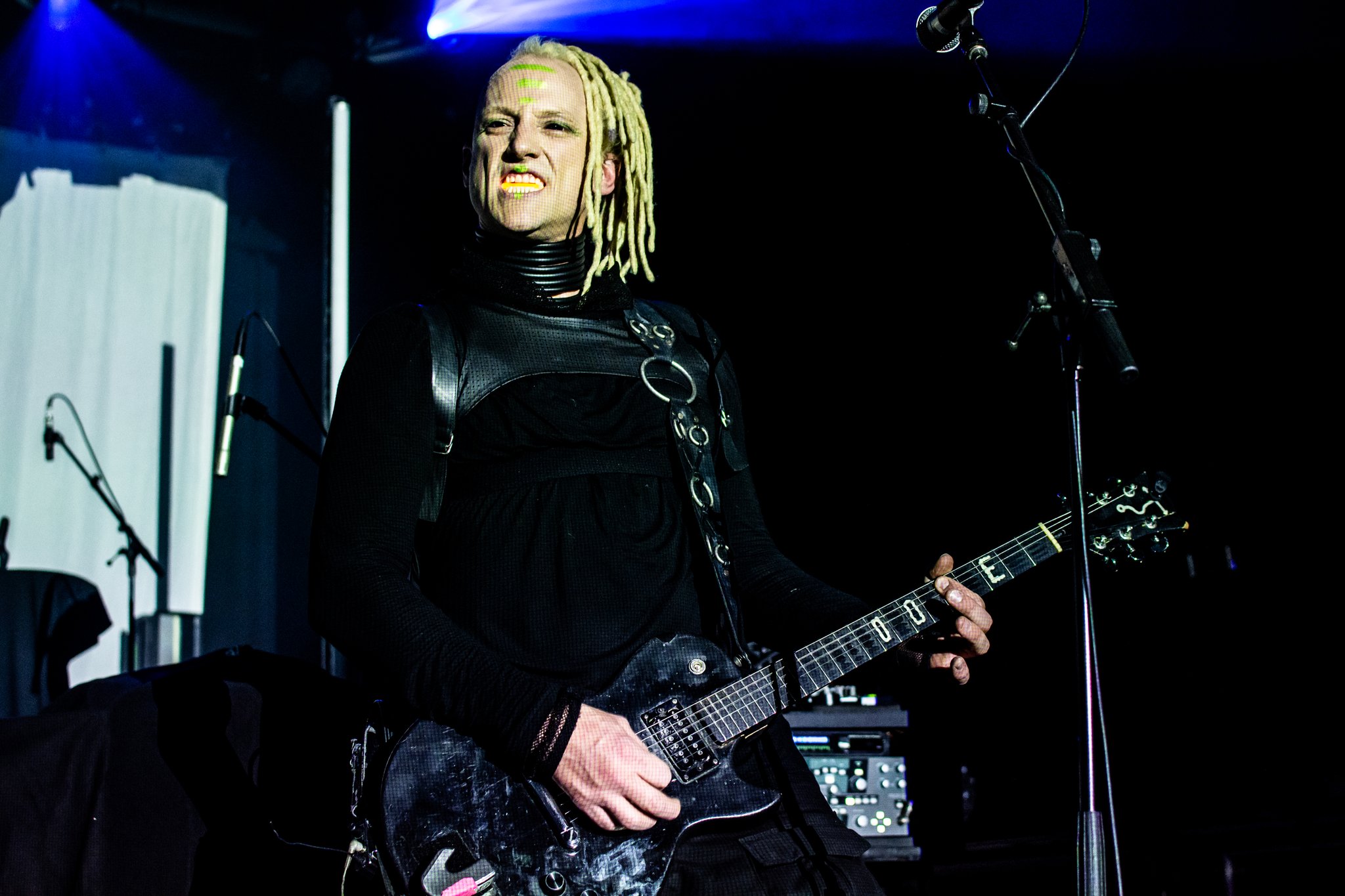 Front Line Assembly - photo 14