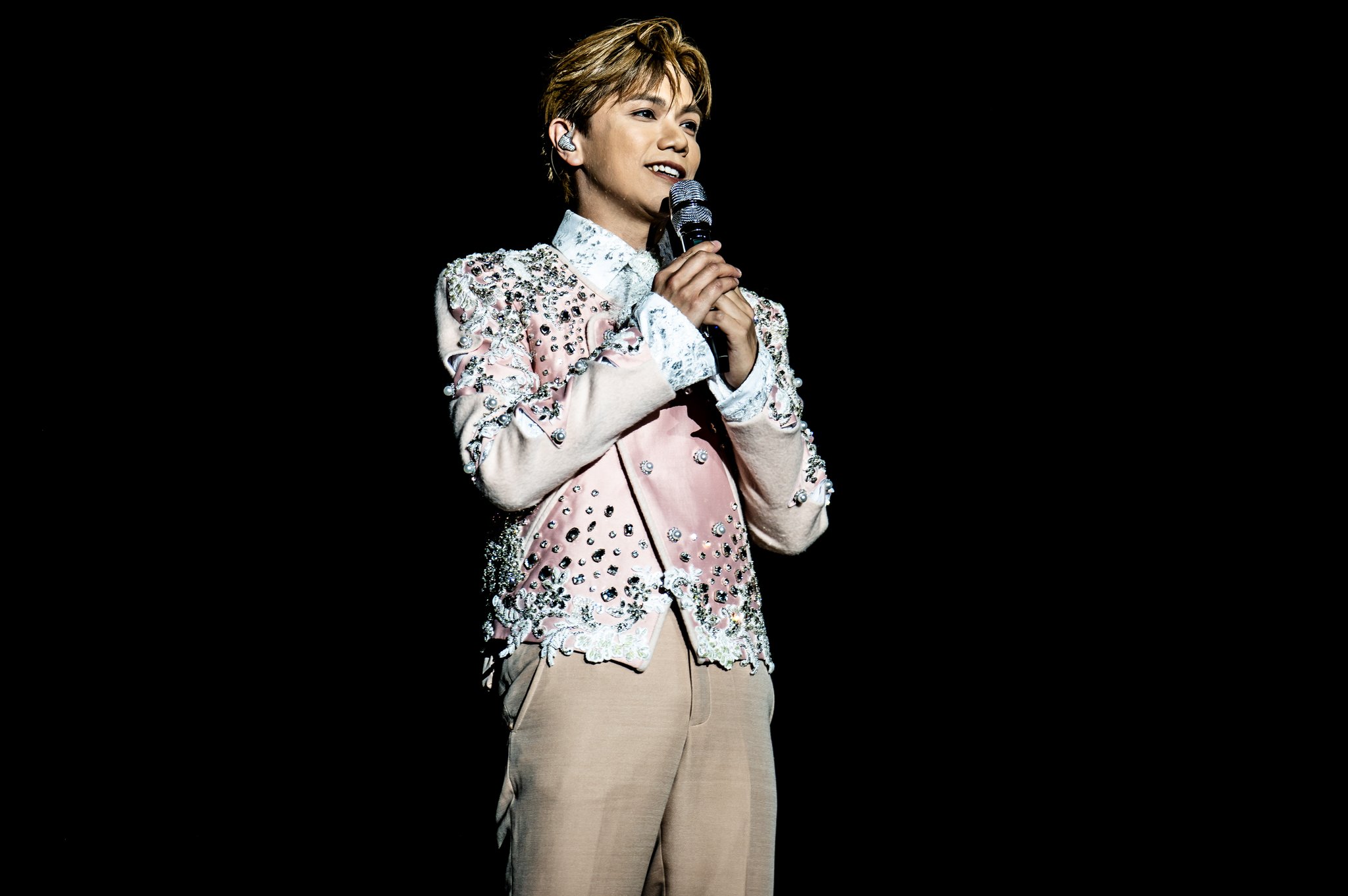 Hins Cheung - photo 22