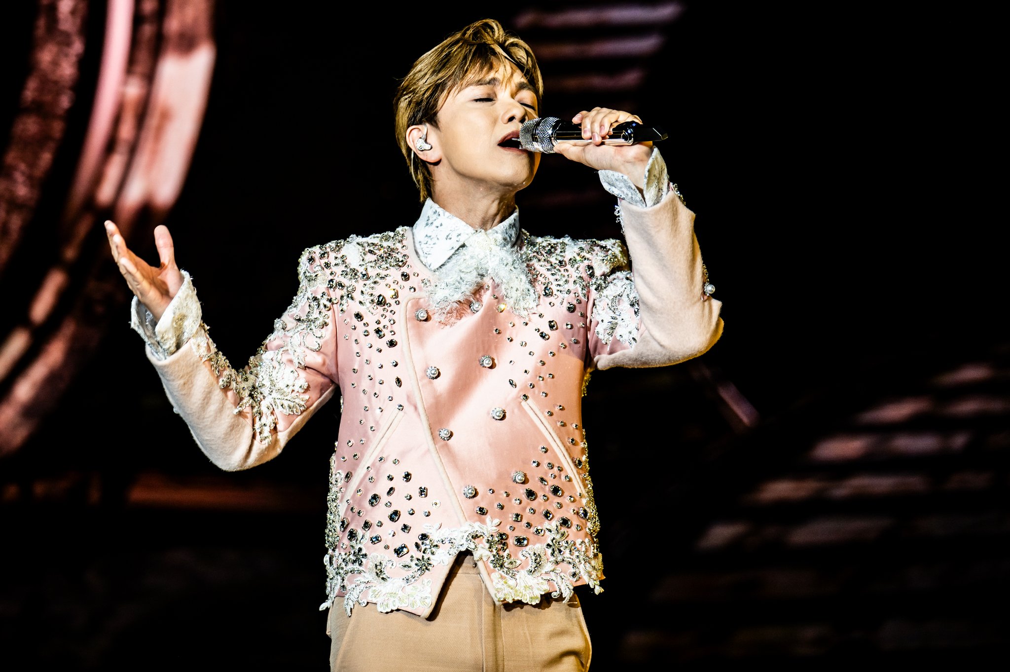 Hins Cheung - photo 23