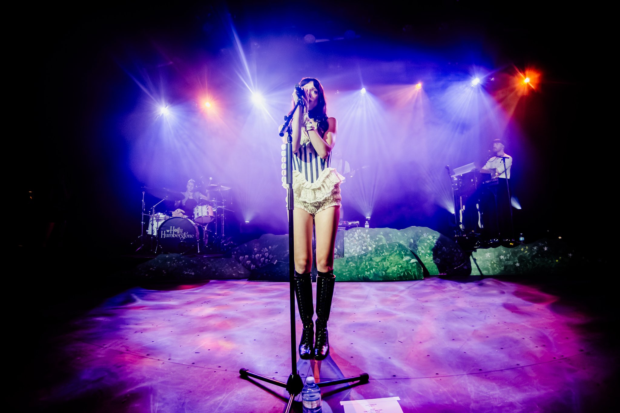 HOLLY HUMBERSTONE - photo 5