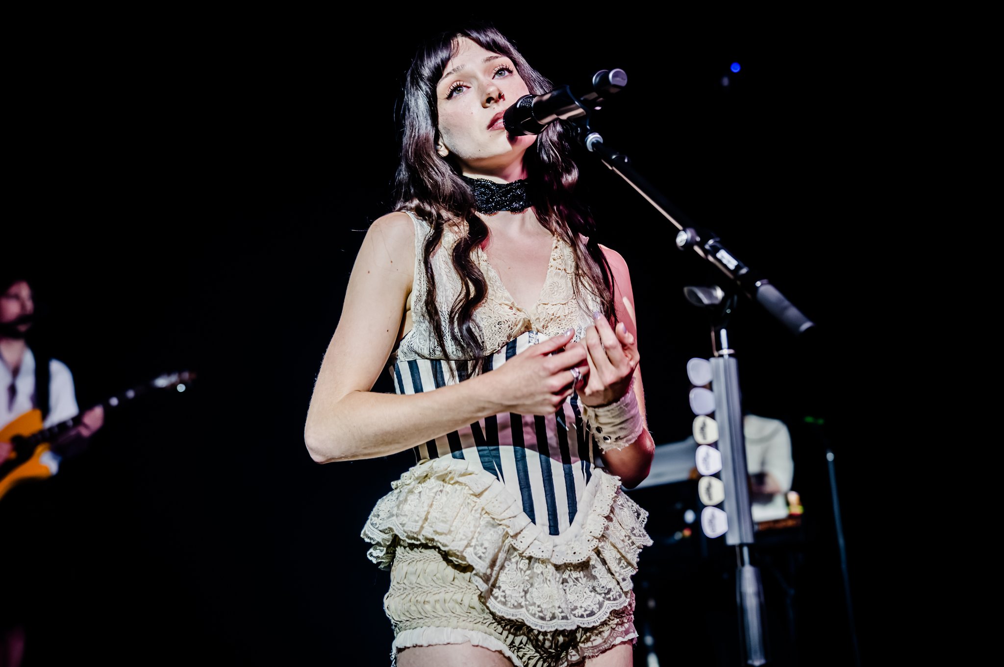 HOLLY HUMBERSTONE - photo 9