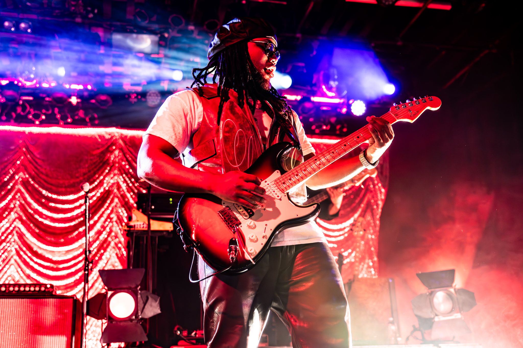 Leon Thomas - photo 5