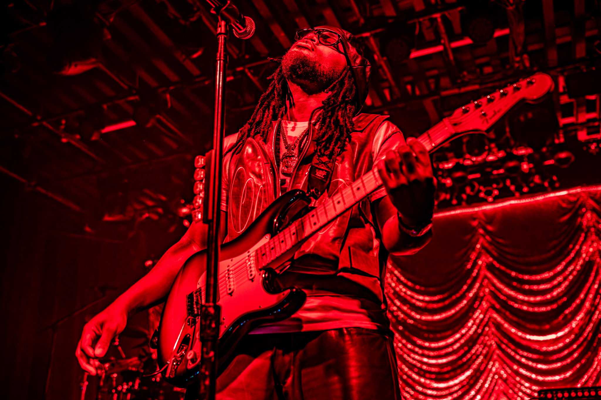 Leon Thomas - photo 10