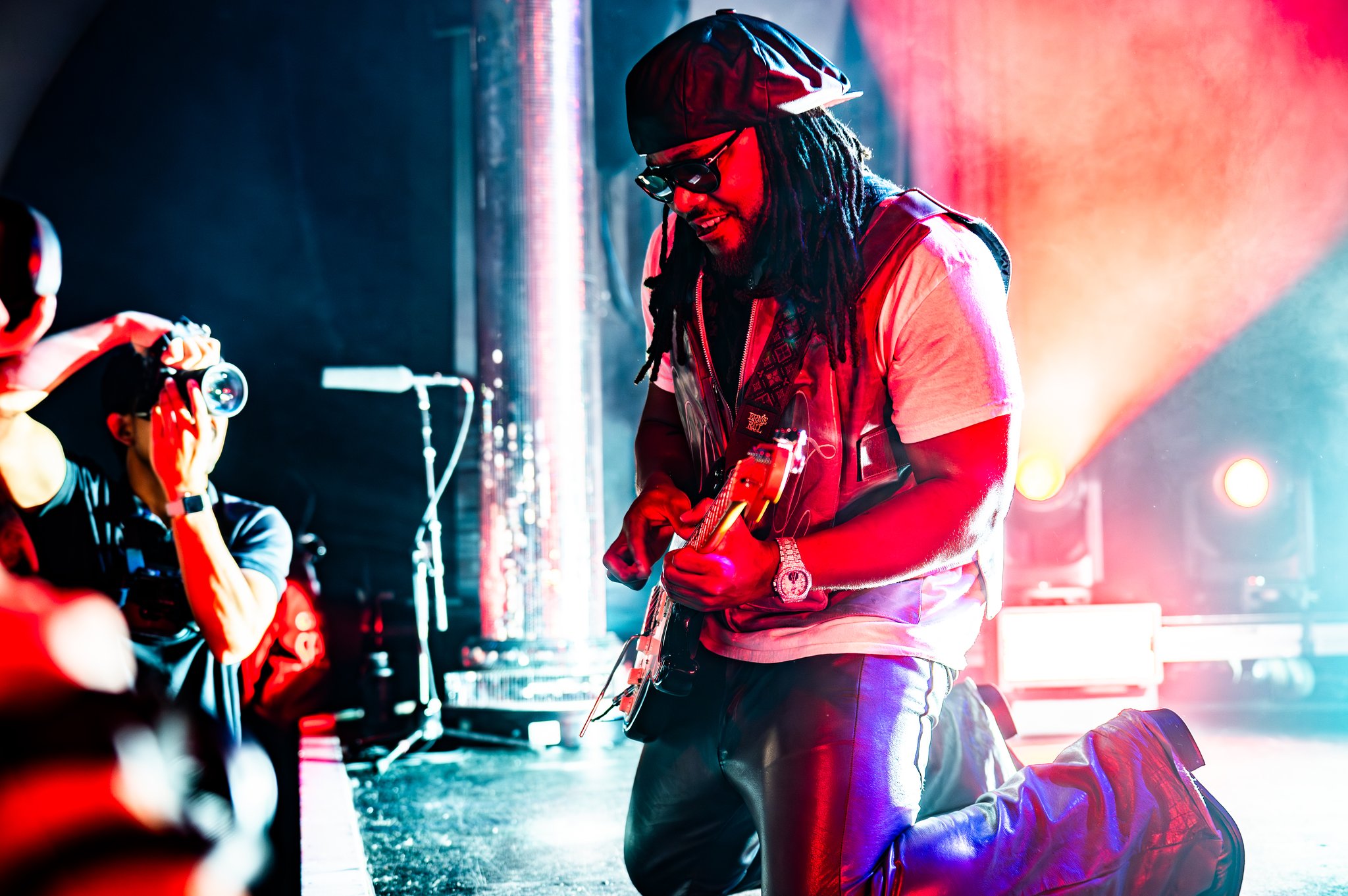 Leon Thomas - photo 12