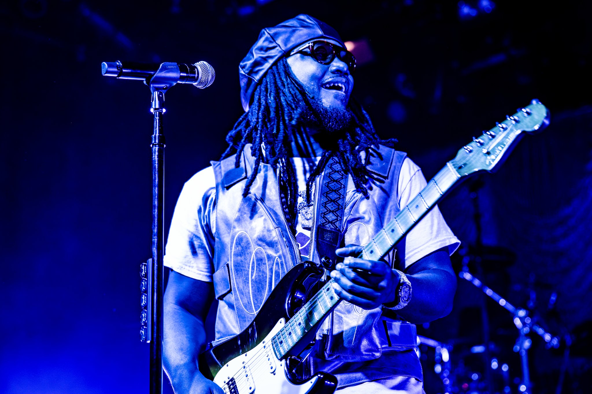 Leon Thomas - photo 15