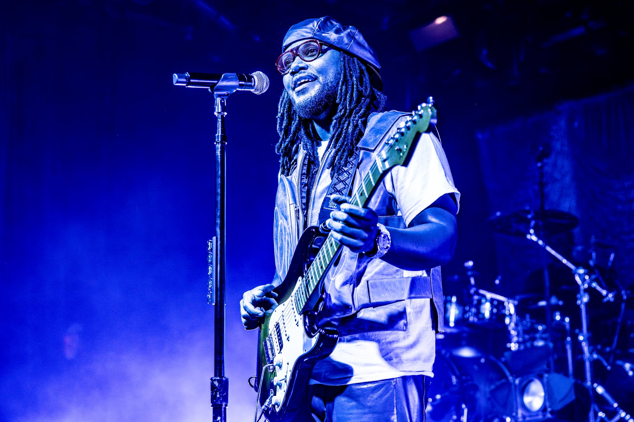 Leon Thomas - photo 23