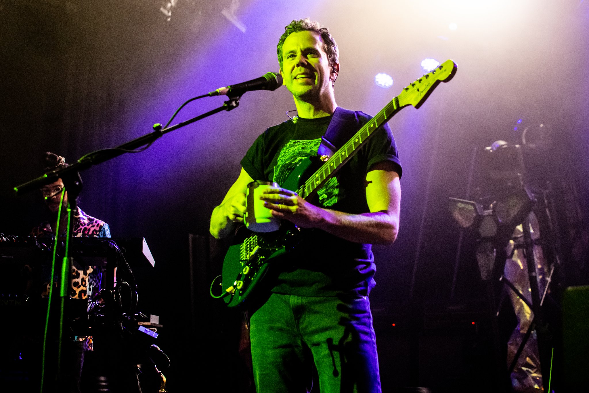 M83 - photo 21