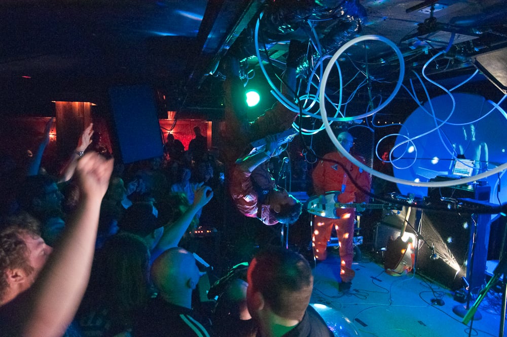 Man or Astro-Man - photo 16
