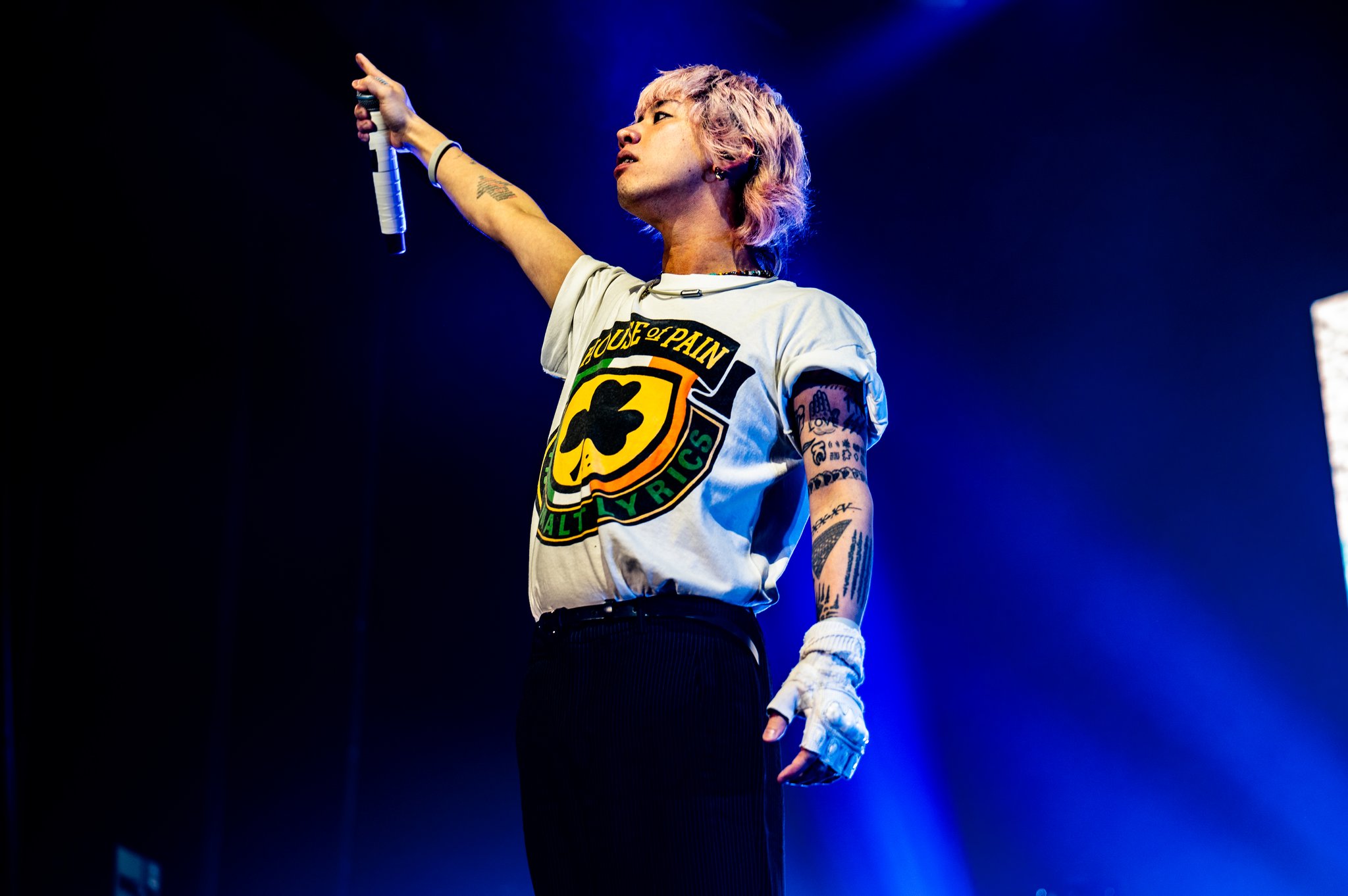ONE OK ROCK - photo 10