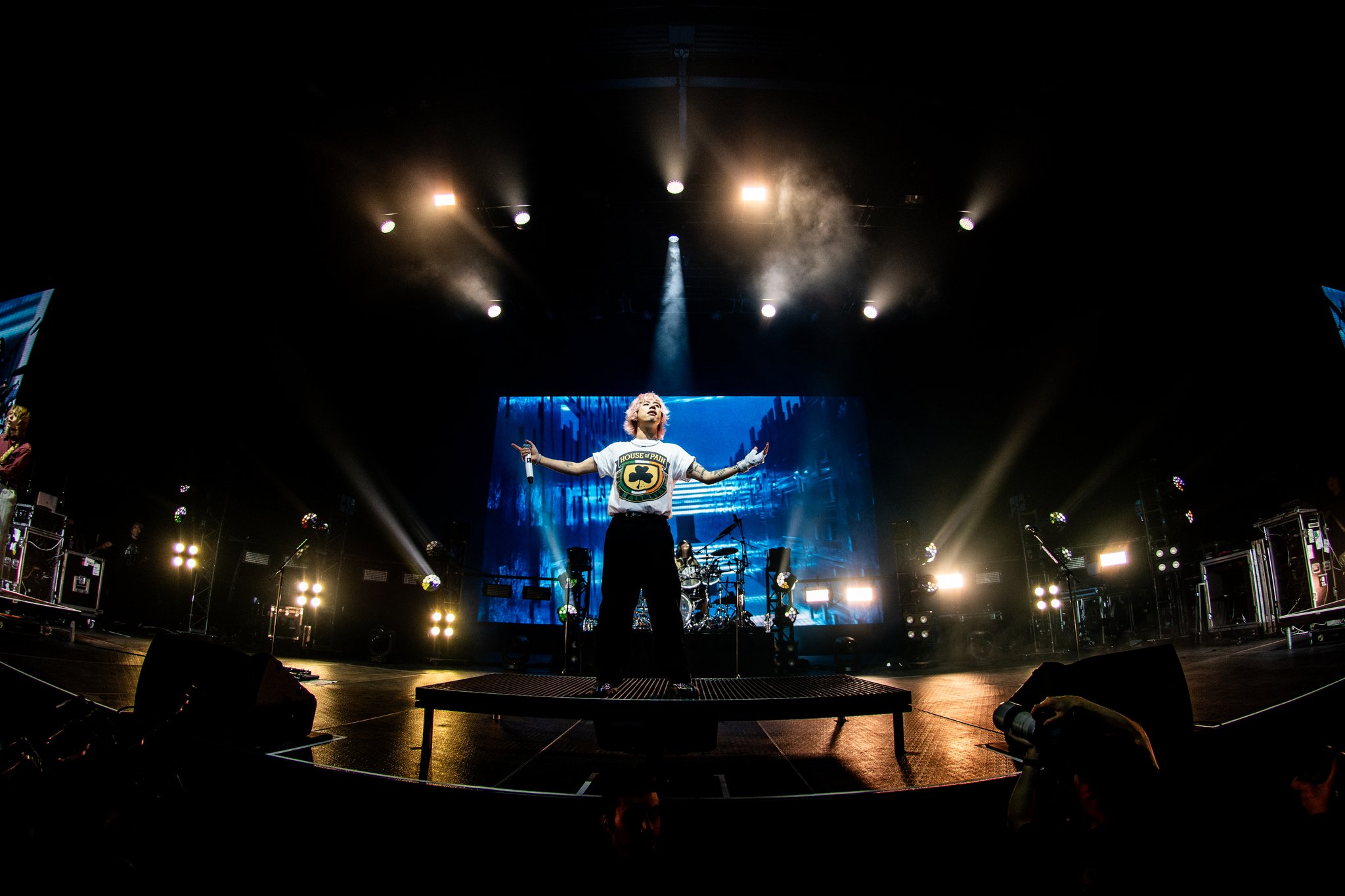 ONE OK ROCK - photo 22