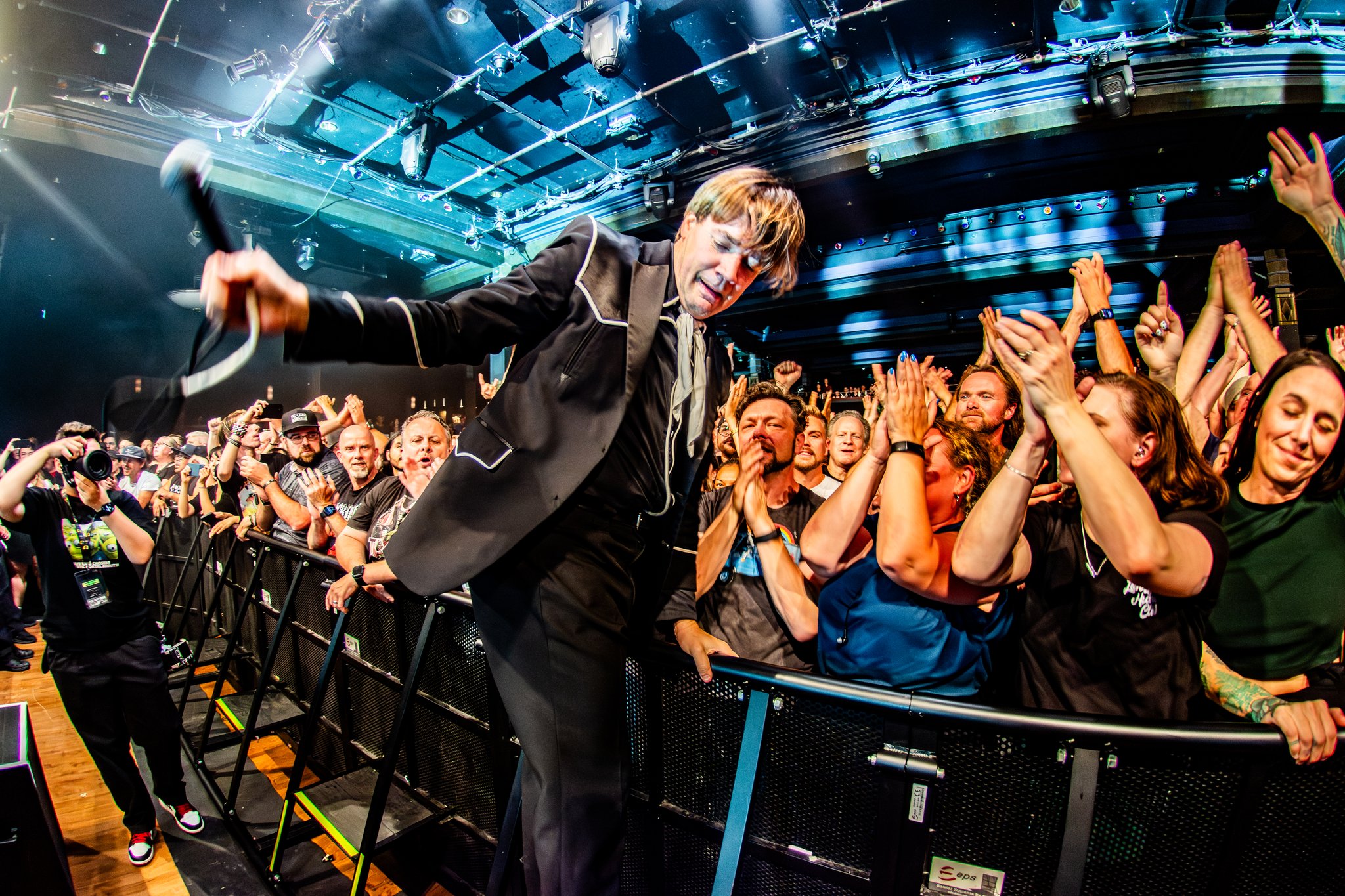 The Hives - photo 17