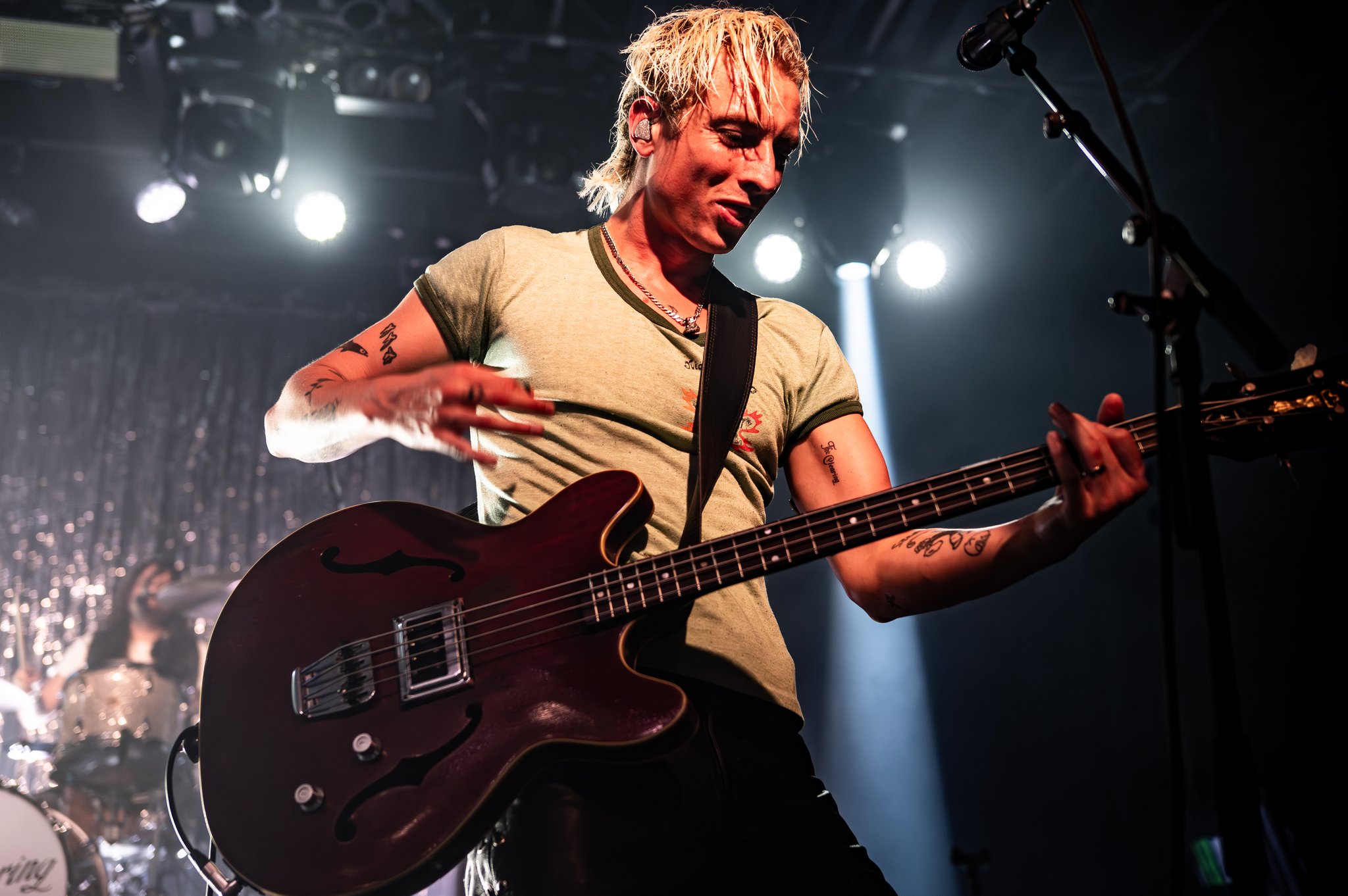 Wolf Alice - photo 11