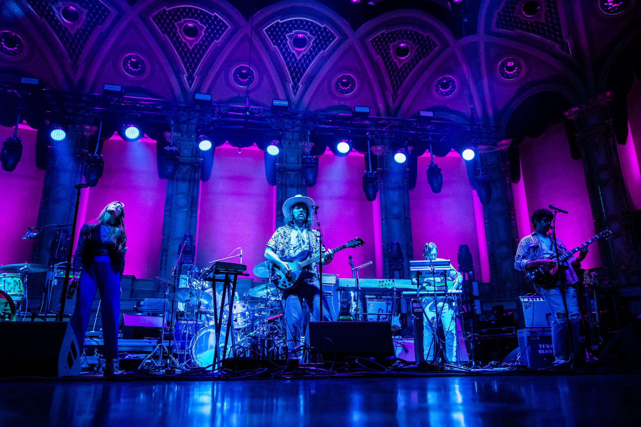 Yukon Blonde - photo 4