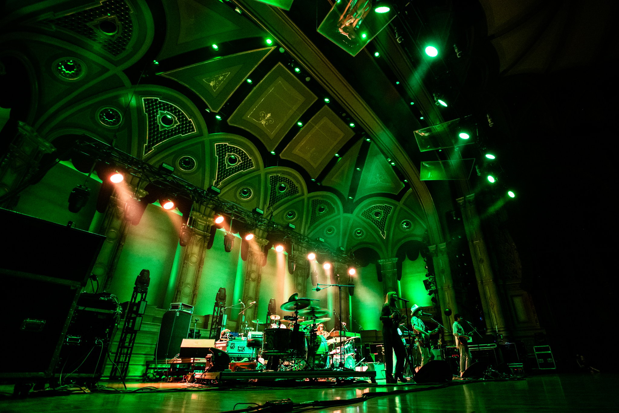 Yukon Blonde - photo 14