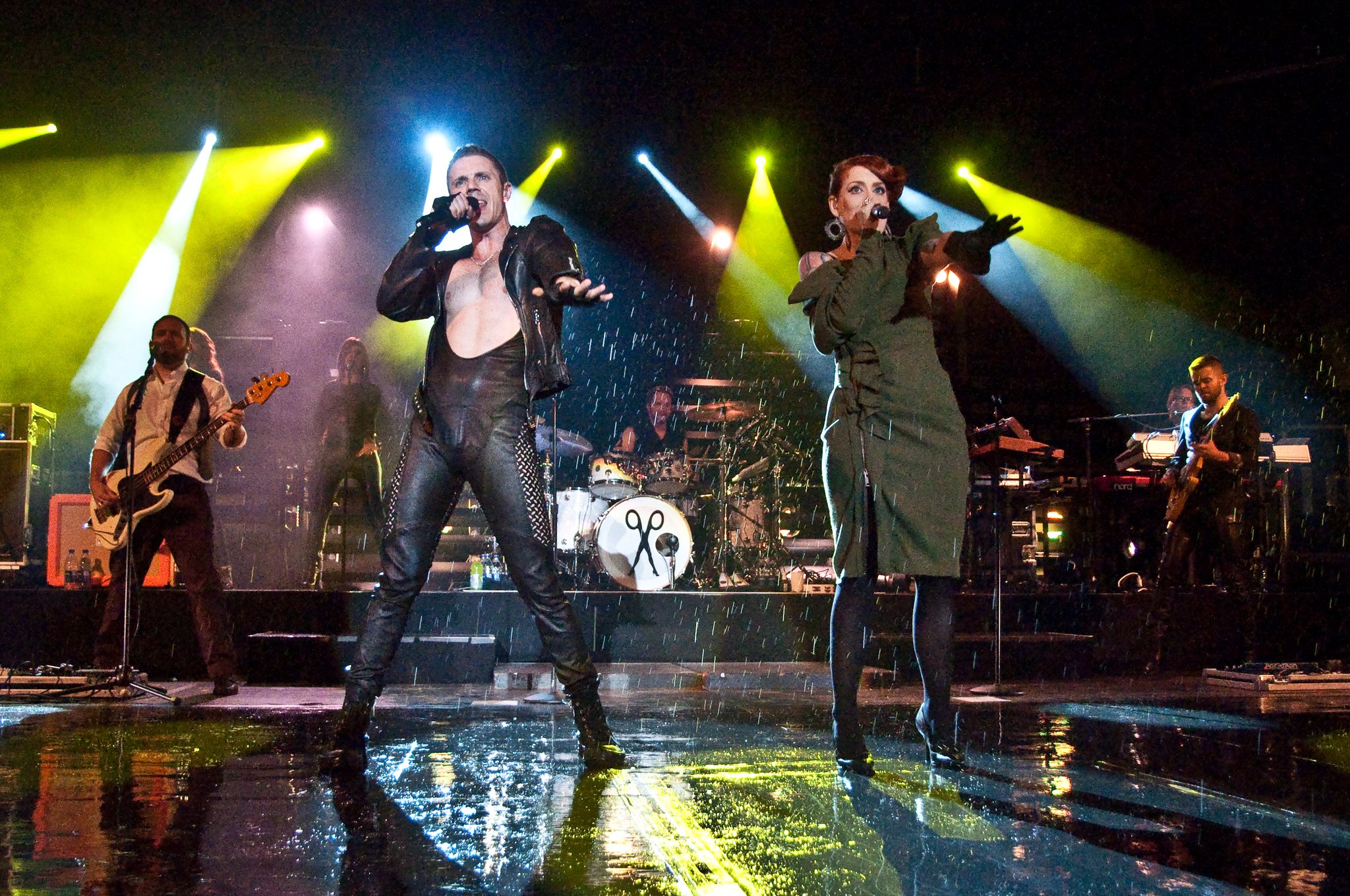 Scissor Sisters - photo 30