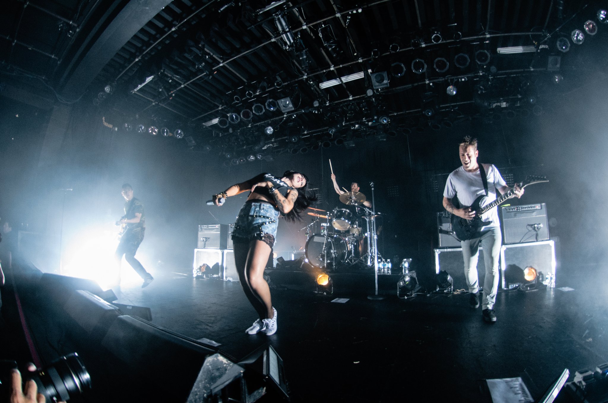 Sleigh Bells - photo 20