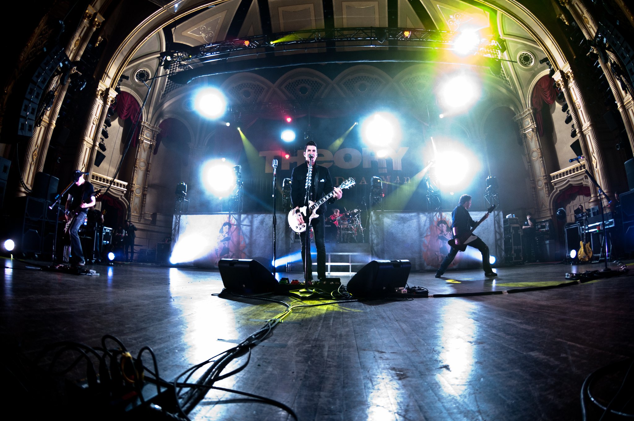 Theory Of A Deadman - photo 4