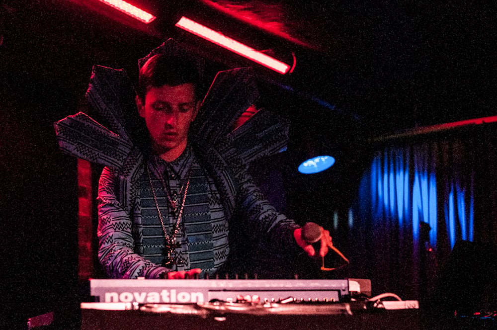 Totally Enormous Extinct Dinosaurs - photo 2