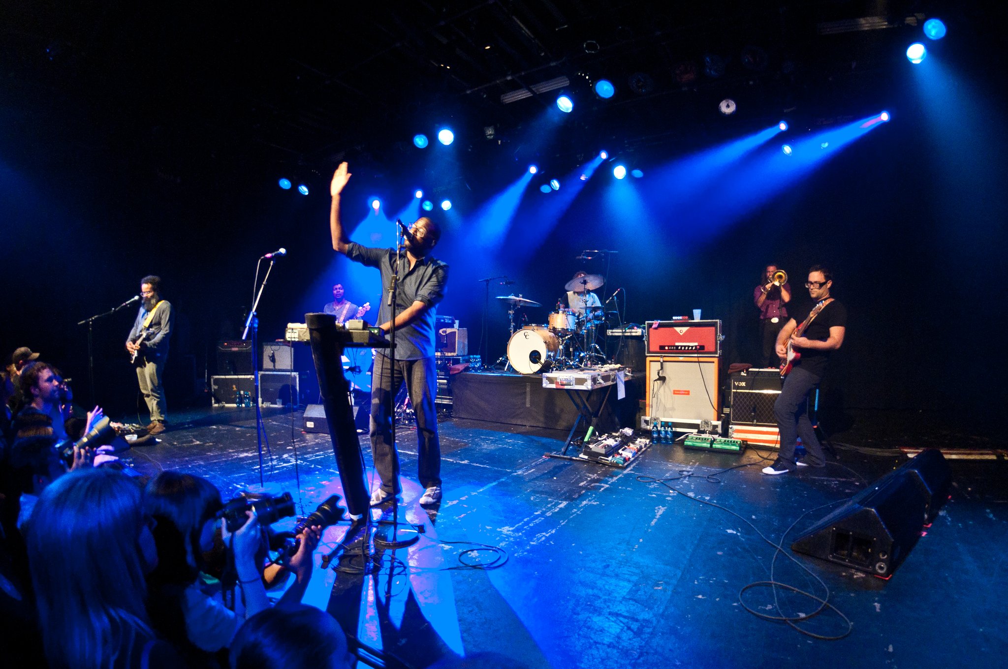 TV On The Radio - photo 16