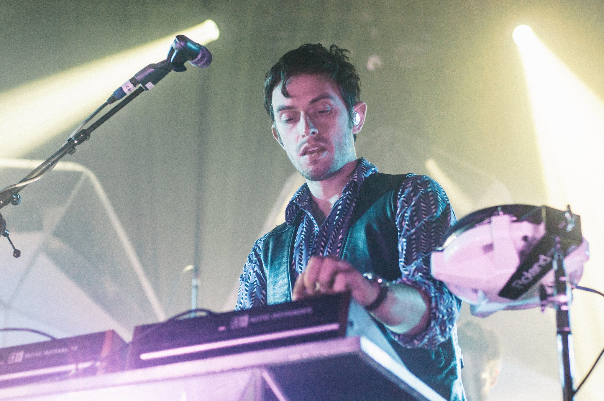 Yeasayer - photo 6