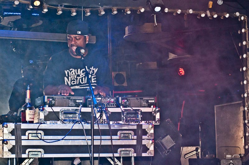 Naughty By Nature at T