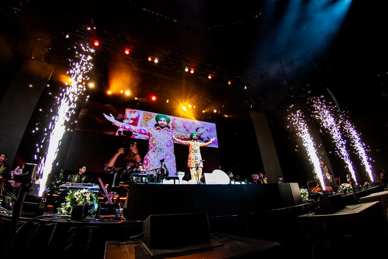 Satinder Sartaaj at Rogers Arena