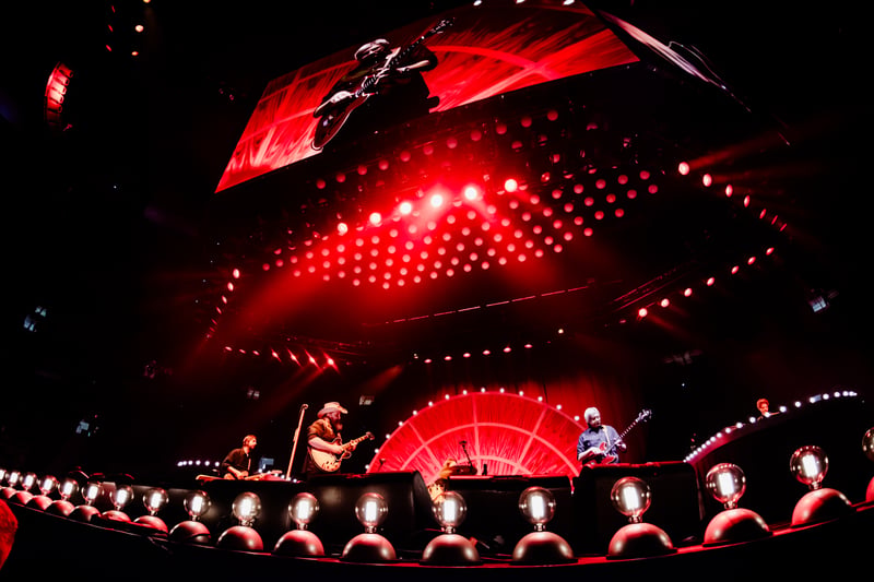 Chris Stapleton live at Rogers Arena, Vancouver, 2026-07-22 - concert photo 5 of 10