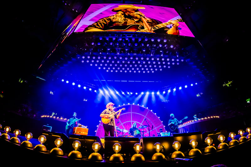 Chris Stapleton live at Rogers Arena, Vancouver, 2026-07-22 - concert photo 8 of 10