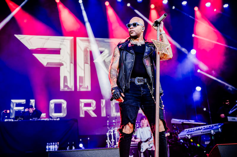 Flo Rida live at Freedom Mobile Arch, Vancouver, 2026-07-09 - concert photo 14 of 19