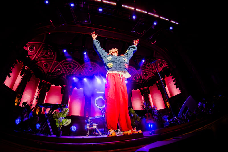 Jacob Collier live at Orpheum Theatre, Vancouver, 2026-04-10 - concert photo 32 of 32