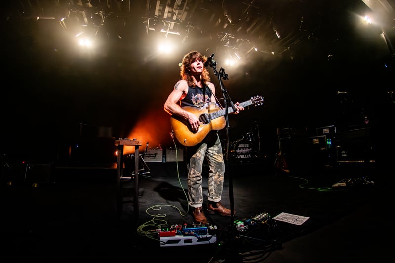 Jesse Welles live at Commodore Ballroom, Vancouver, 2026-03-19 - concert photo 4 of 16