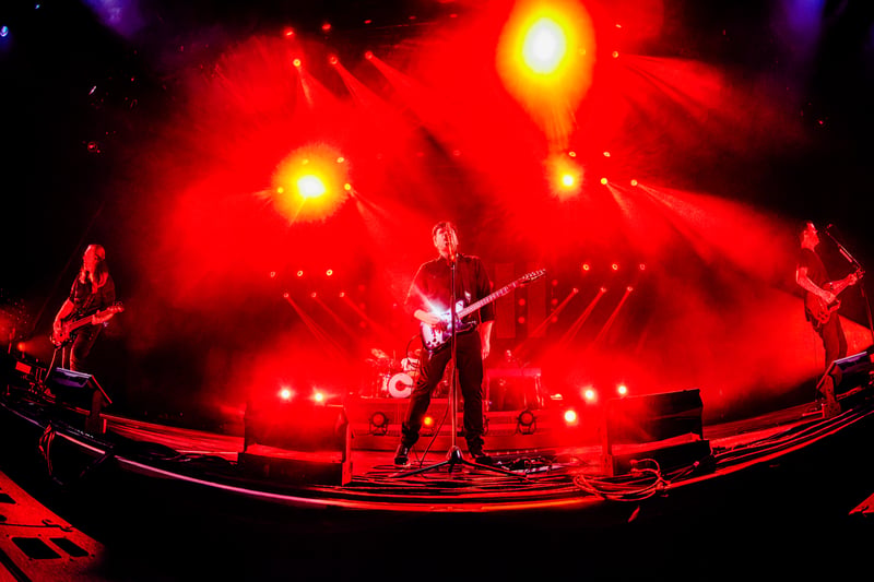 Jimmy Eat World live at Doug Mitchell Thunderbird Sports Centre, Vancouver, 2026-07-19 - concert photo 17 of 23