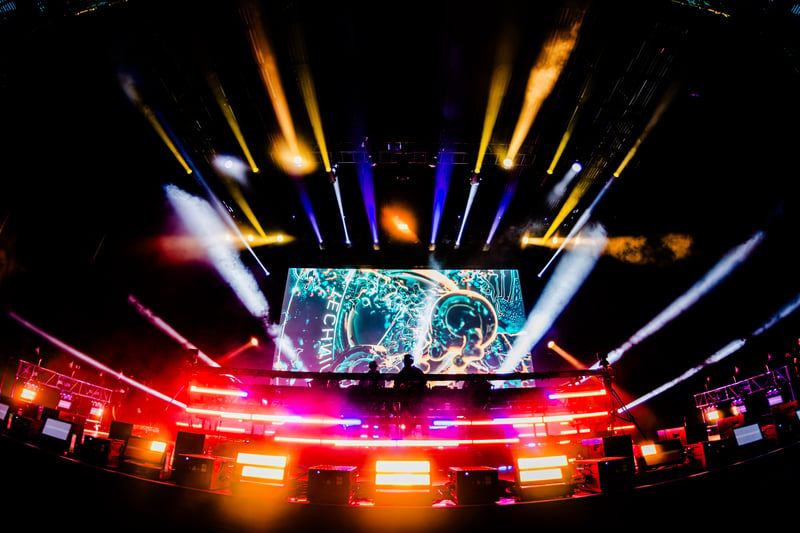 Kx5 (Kaskade + Deadmau5) live at Freedom Mobile Arch, Vancouver, 2026-07-17 - concert photo 5 of 15