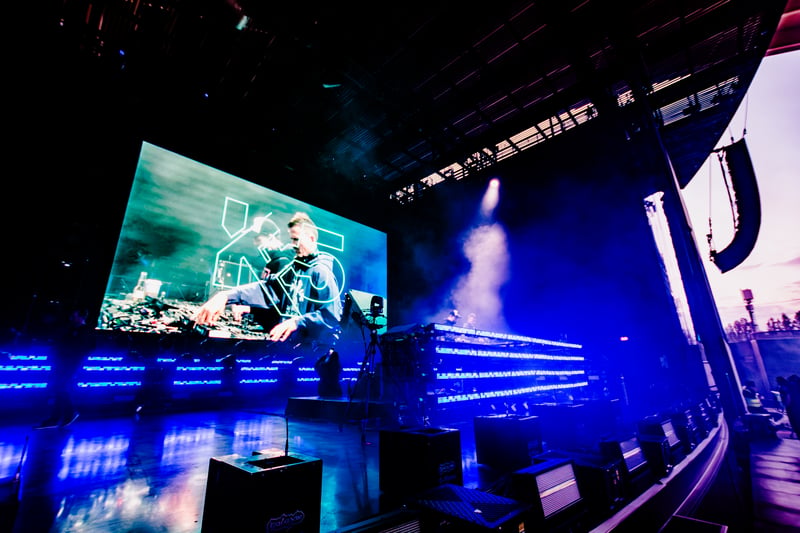 Kx5 (Kaskade + Deadmau5) live at Freedom Mobile Arch, Vancouver, 2026-07-17 - concert photo 8 of 15