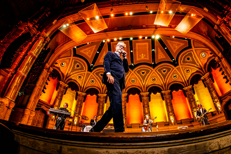Matt Berninger live at Orpheum Theatre, Vancouver, 2026-03-10 - concert photo 2 of 13